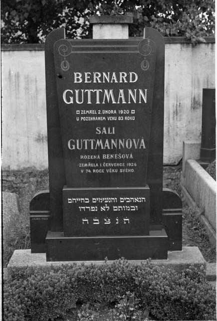 Tábor, Nový židovský hřbitov, Bernard Guttmann Sali Guttmannová   Tábor,hroby,židovský hřbitov