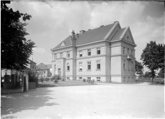 Masarykův dům č. 117 (postaven 1925)   Tábor,Masarykův dům