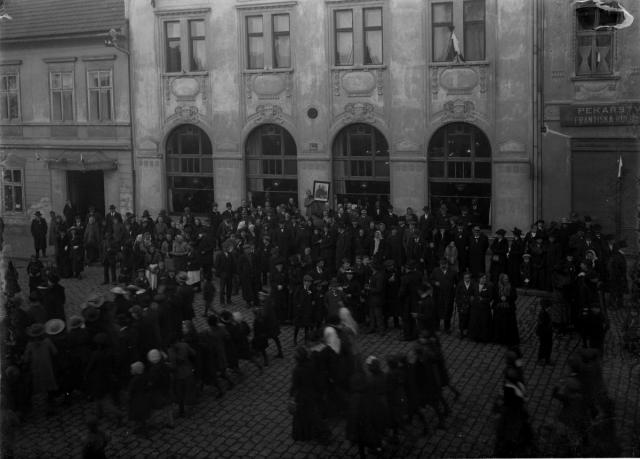 Manifestace 1918 Křižíkovo náměstí   Tábor,manifestace 1918, Křižíkovo náměstí