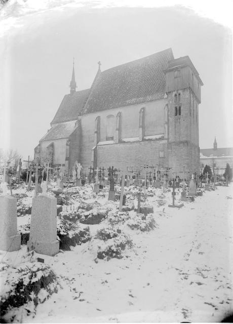 Milevsko, Sv. Jilí  1898 sundány barokní věže a nahrazeny novorománskými 1897-8 oprava Sv.Jilí Milevsko, Sv. Jilí,klášter,kostel