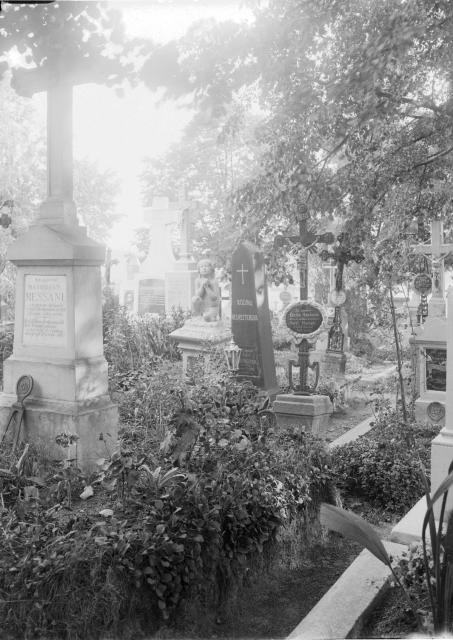 Pohřeb v Pelhřimově   Pelhřimov,náměstí,pohřeb,hrob