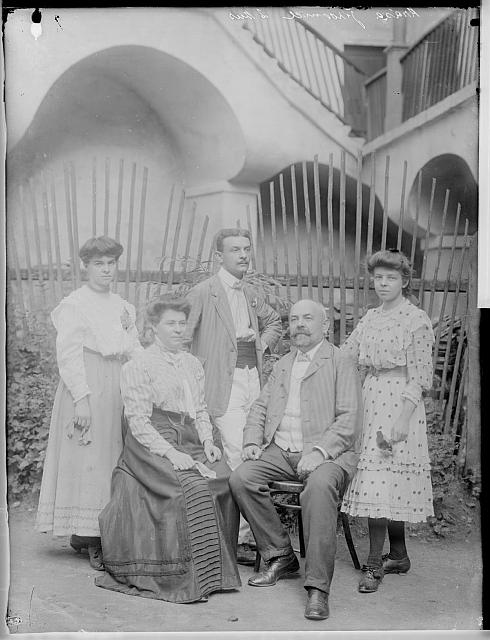 skupina Žirovnice,Krása, Jirovnich  na krabici Žirovnice skupiny 1910 skupina