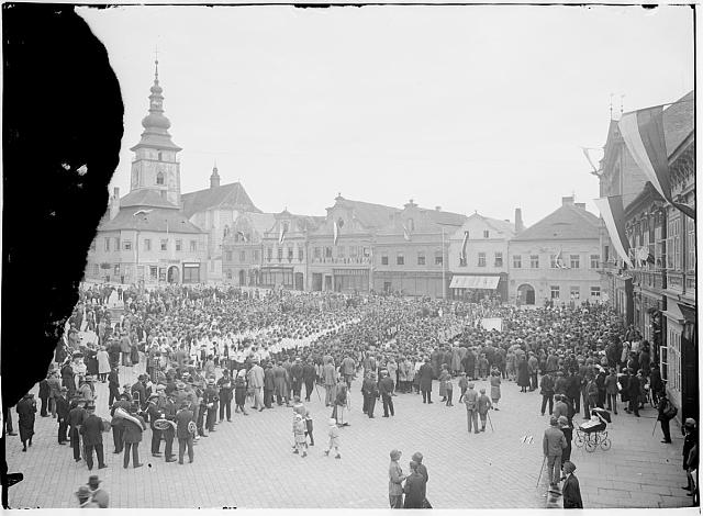11. - Sokolská cvičení  na obálce Pelhřimov Sokolská cvičení 1925 sign .536 inv.č. 313 Pelhřimov,sokol
