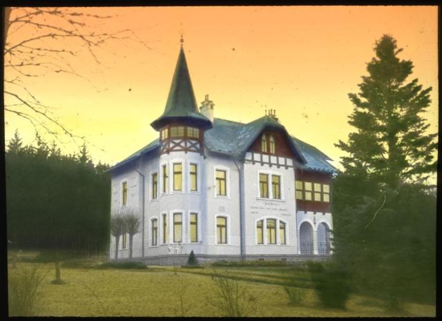Planá nad Lužnicí: Vila v níž bydlel p. president  (vila postavena r. 1920)   Planá nad Lužnicí,vila,T. G. Masaryk