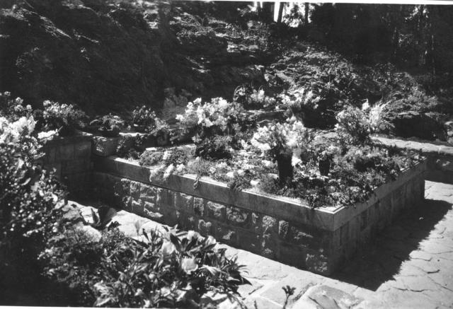 Benešův hrob Sezimovo Ústí   hrob, Sezimovo Ústí, Beneš