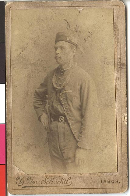 sokol František Herout  na zadní straně 1870 nebo 1890 portrét,sokol
