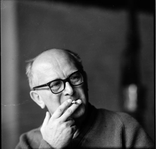 Vladimír Kovařík (1913-1982), literární vědec a publicista   Vladimír Kovařík,portrét