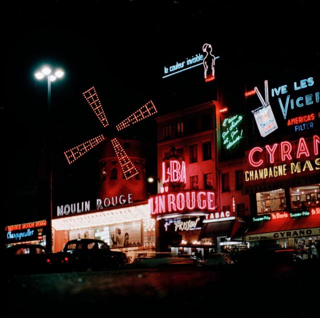Paříž, Moulin Rouge   Paříž