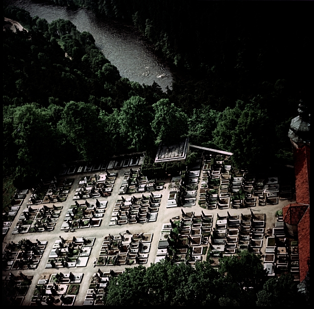Hřbitov   letecký snímek
