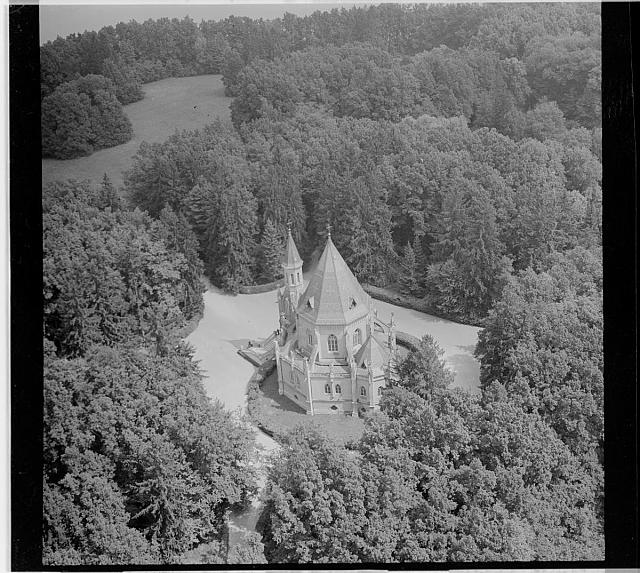 Třeboň - Schwanzerberská Hrobka   letecký snímek