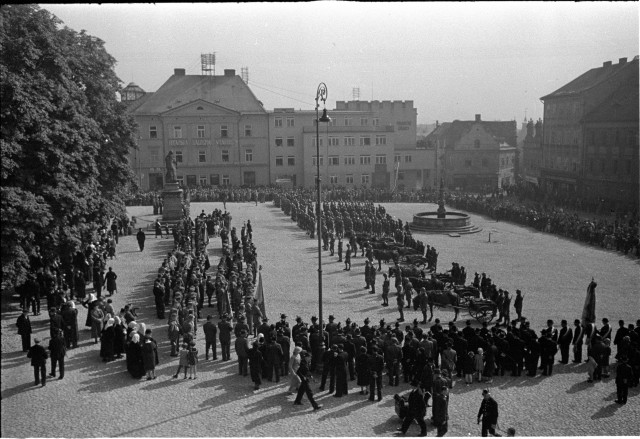 Tábor, 20.9.1934loučení s 48/II plukem   Tábor, vojsko,náměstí,slavnost