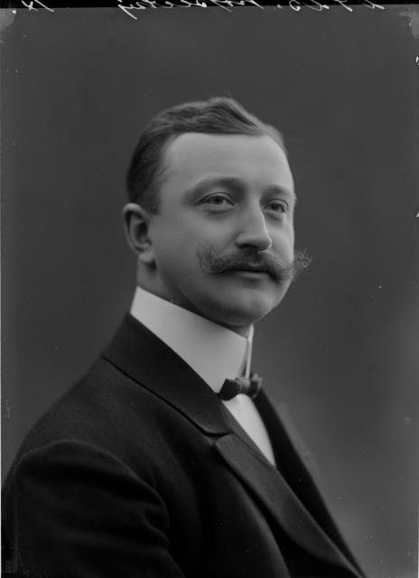 Pan Kopecký, profesor gymnázia 1910   portrét, muž, Kopecký, profesor,gymnázium