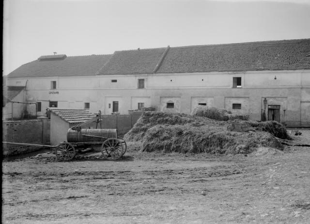 Hnojiště v lihovaru Vejrec 1928   lihovar,Vejrec,průmysl