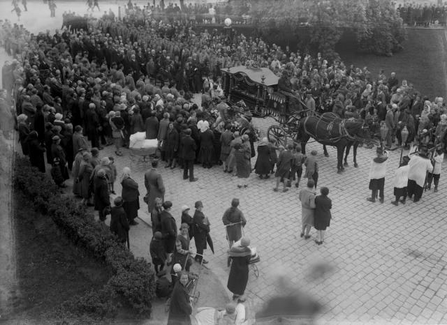 Pohřeb Jarka Posadovský 21. 6. 1928   Tábor,reportáž,pohřeb,Posadovský