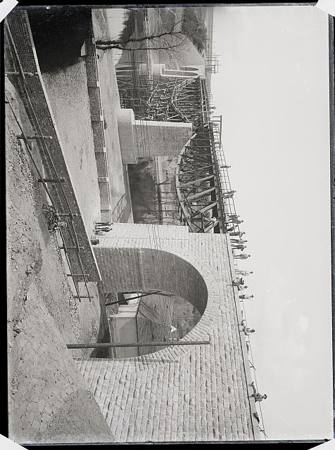 Stavba mostu u Křižíkovy elektrárny   Tábor,letecký snímek