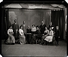 Ateliérový snímek - skupina žen a mužů (rkp. č. desky 6616)