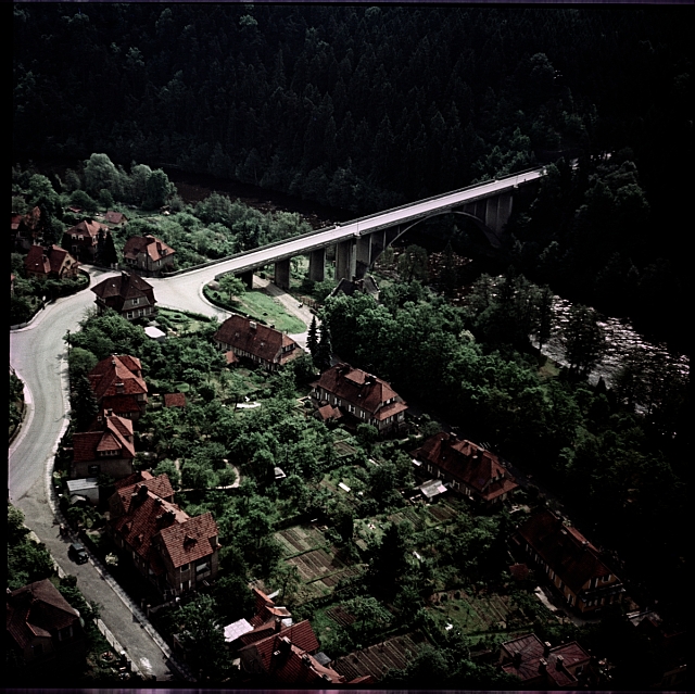 Tábor, most ve vilové čtvrti   Tábor,letecký snímek