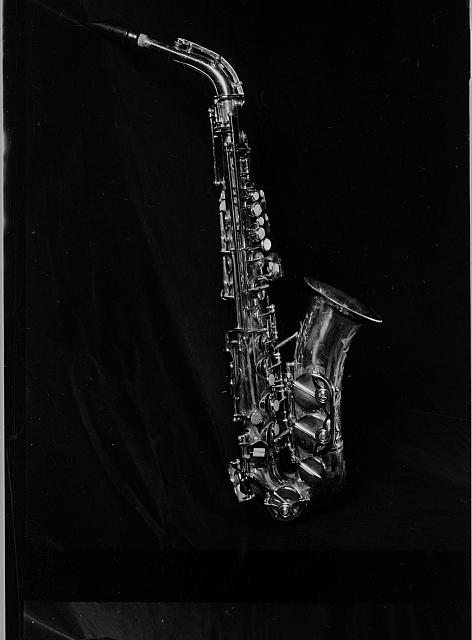 Saxofon   hudební nástroje