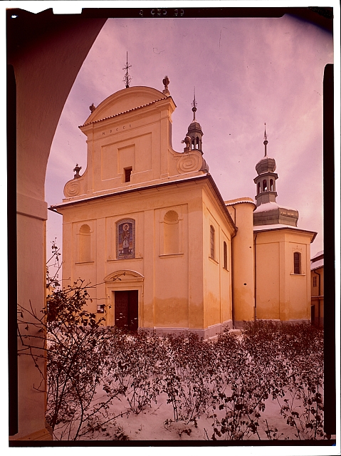 Klokoty (in Czech), keywords: church, winter (Czech) určila Lída Mikulová  Děkujeme church, winter