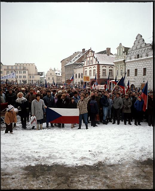 listopad 1989 (in Czech), keywords: manifestace, Tábor, square  manifestace, Tábor, square