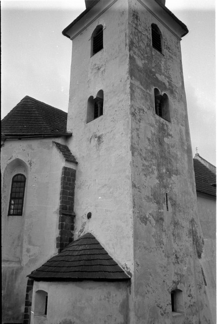 Kostel,Nový Kostelec,románská okna   kostel,interier,Nový Kostelec,románské okno