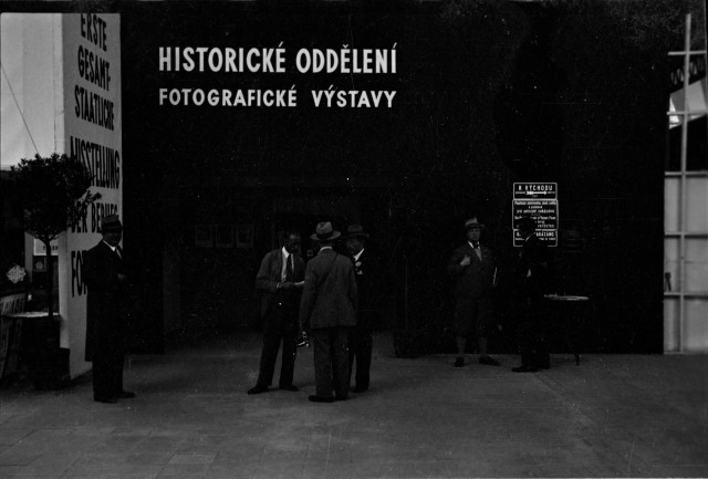první celostátní výstava fotografů z povolání v Brně, historické oddělení   Brno,výstava,fotografie