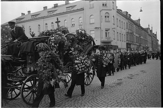 pohřeb Dr.Dohnala 15.8.1935   pohřeb,Dohnal