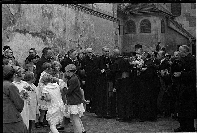 Kardinál Karel Kašpar v Pelhřimově 4.9. 1934    kardinál Karel Kašpar,Pelhřimov,Vaněk
