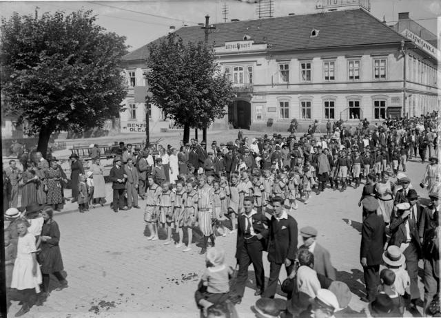 8.Komenského slavnost 5.8.1923   Tábor,slavnost,Komenský,Křižíkovo náměstí,sokol