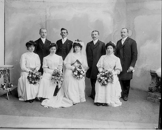 skupina  na papíru skupiny 1906koželužtí průmysnícis Zeisem,Tvrzníkem,Plockem,Tutrem Polš... skupina,svatba