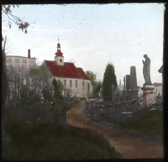 306. - Táborský starý hřbitov s nejstarším kostelíkem (nynější stav)   Tábor,hřbitov