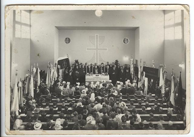 otevření sboru církve československé   církev československá