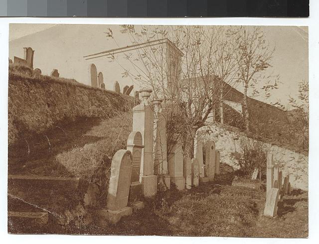 Starý židovský hřbitov   hřbitov,hrob