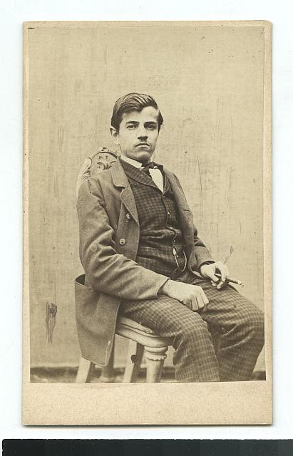 Portrét mladého muže   portréty