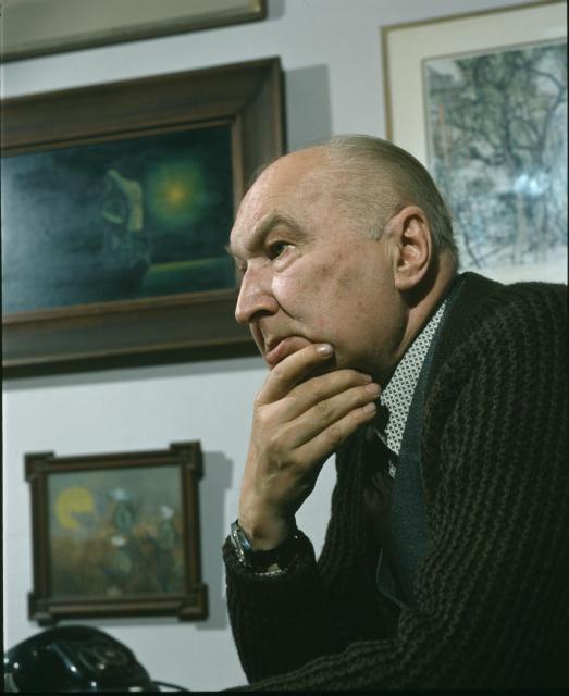 Profesor Zdeněk Sklenář (15.4. 1910-19.4. 1986), český malíř, grafik a ilustrátor   portrét,Zdeněk Sklenář