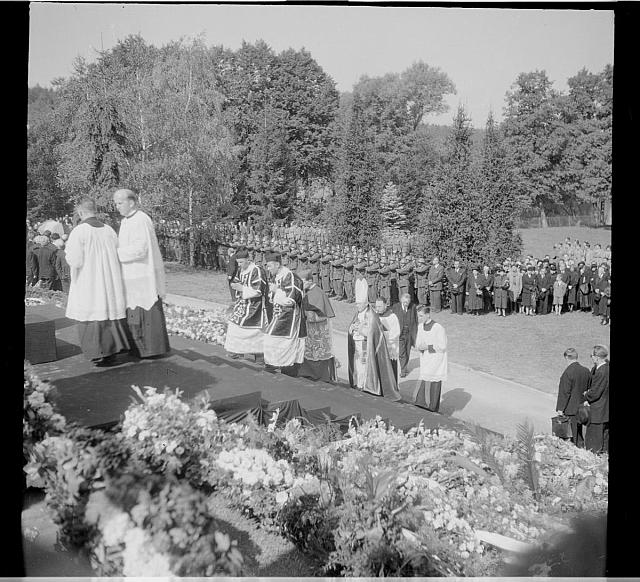pohřeb Edvarda Beneše   Edvard Beneš,prezident,Sezimovo Ústí