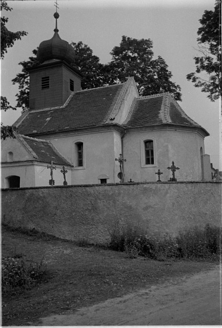 Kostelík Blanice   kostel,Vaňek,sgrafita