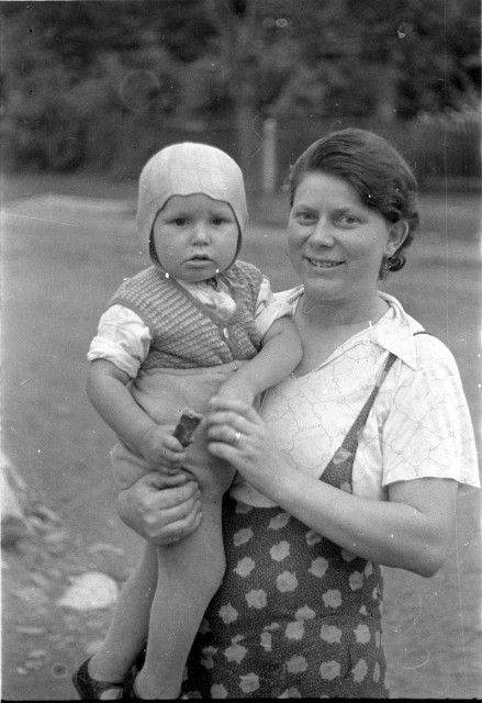 matka a dítě   portrét