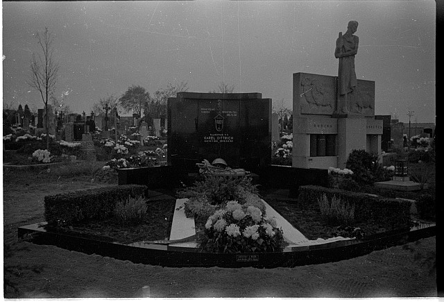 Nový hřbitov,Karel Ditrich   Nový hřbitov,hrob