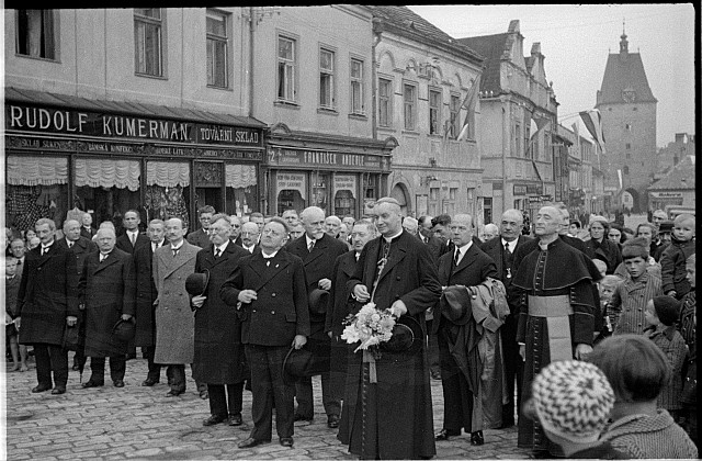 Kardinál Karel Kašpar v Pelhřimově 4.9. 1934   kardinál Karel Kašpar,Pelhřimov,Vaněk