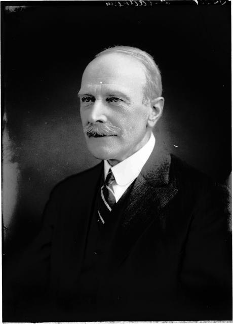 Dr. Nádherný   portrét,baron Nádherný