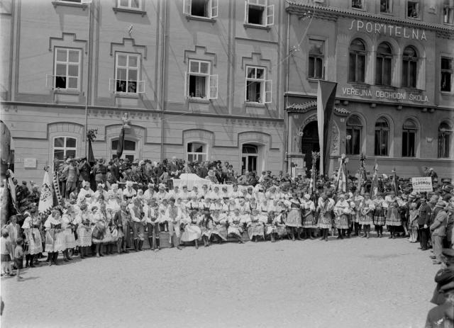 Sjezd republikánské strany čs. venkova o výstavě 1929   Tábor,Žižkovo náměstí,Republikánská strana