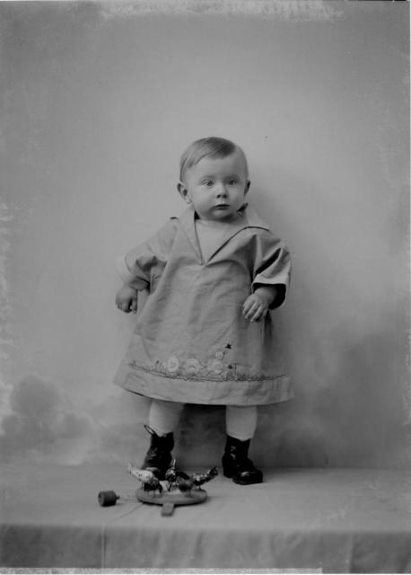 Josef Šechtl  10.10.1926   Josef Šechtl,dítě,postava