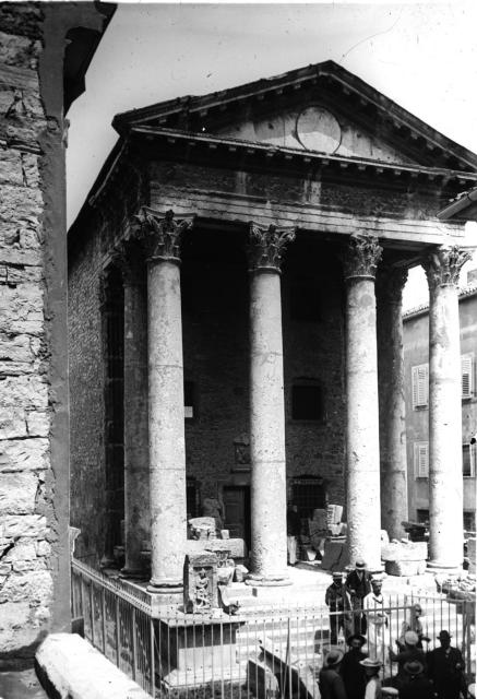 Augustův chrám (Pulena Istrii)   cizina,cestování