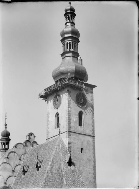 Oprava věže 12.9.1929   věž,kostel,Tábor,náměstí