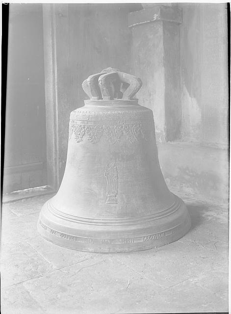 zvon, Pelhřimov  kostel svatého Bartoloměje  na obálce   kostel svatého Bartoloměje   Pelhřimov 1917 sign 412 inv.č. 283 Pelhřimov,kostel,zvon