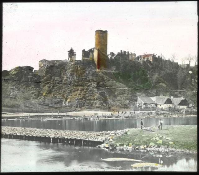 168. - Zříceniny Dobronic u Tábora   Dobronice,hrad