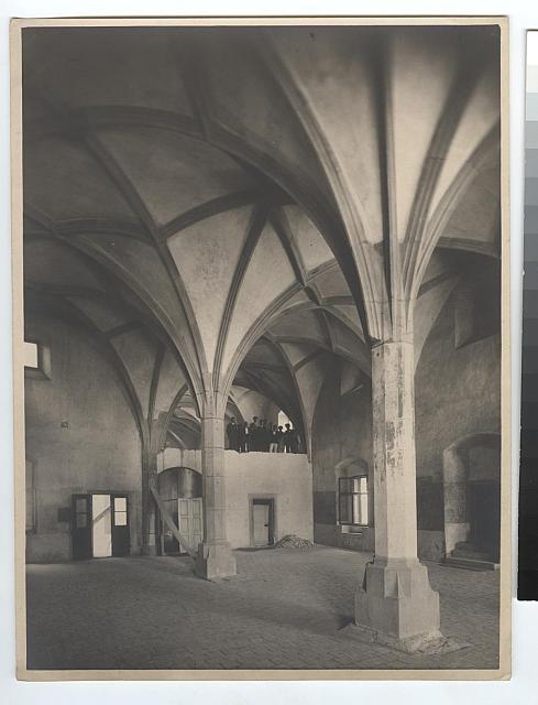 přestavba radnice 1924   gotika