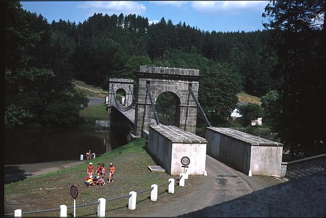 Stádlecký most  Stádlecký most byl na své nové místo přemístěn v létech 1970-74,R. Černý.snímek ... Lužnice,most