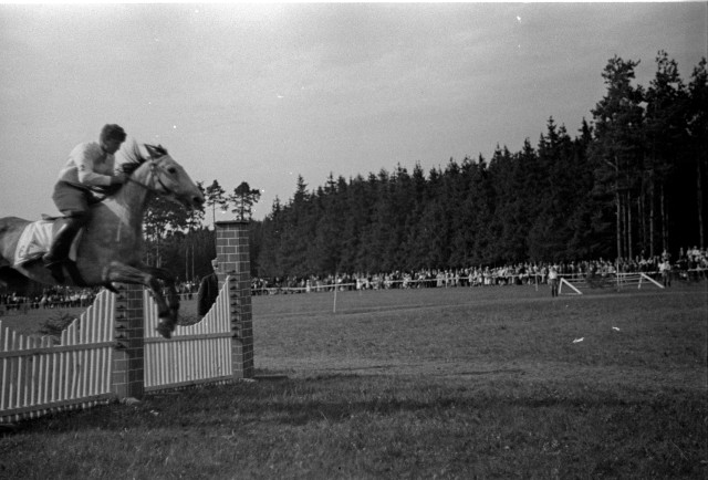 Selská Jizda 1934 (in Czech), keywords: Selská Jízda, horse, dostihy  Selská Jízda, horse, dostihy